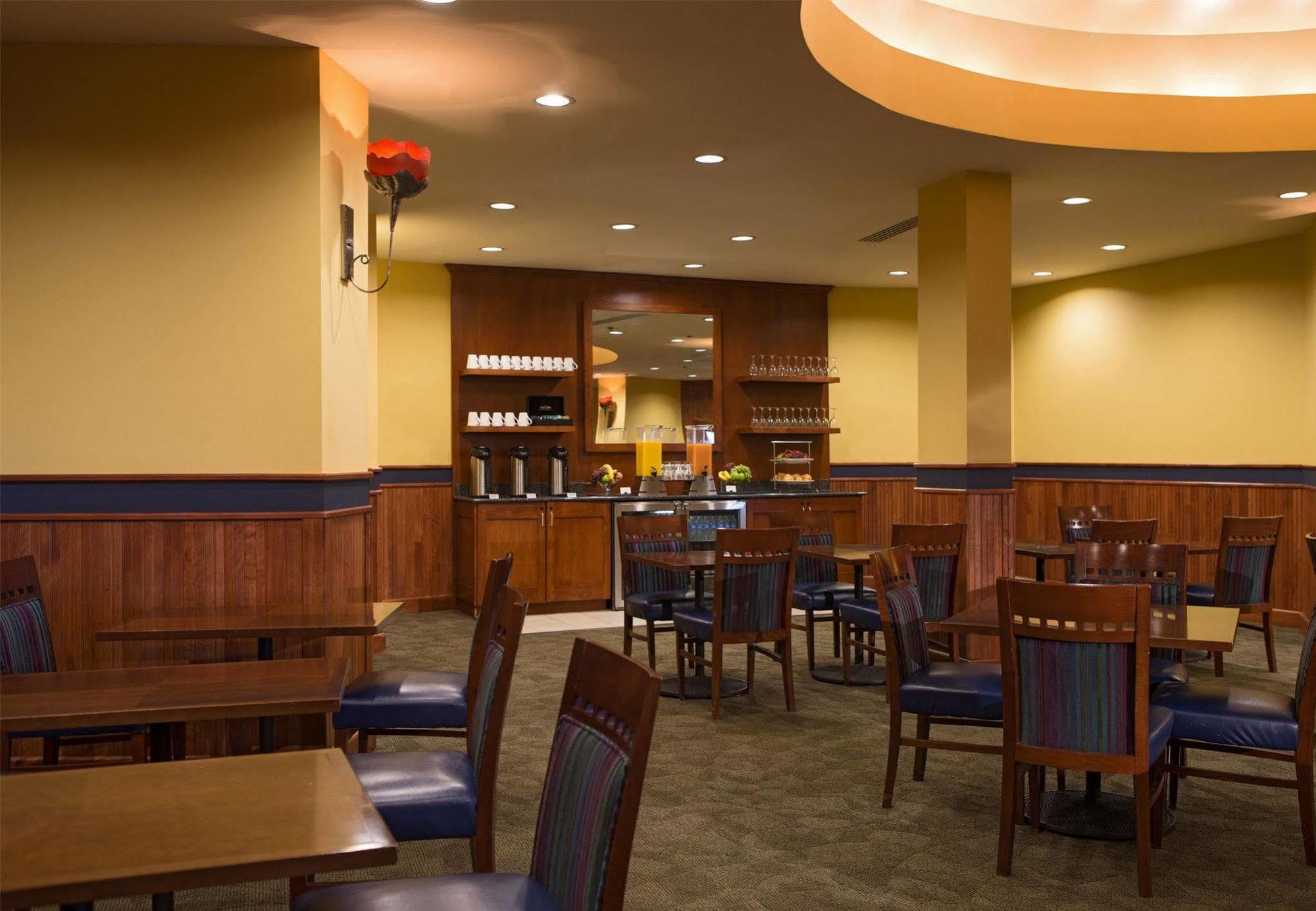 Chicago Marriott Hotel 3*